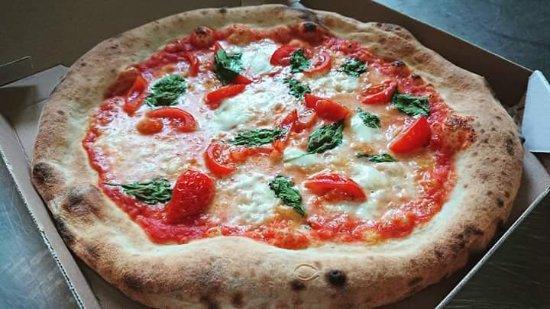Kali's Pizza